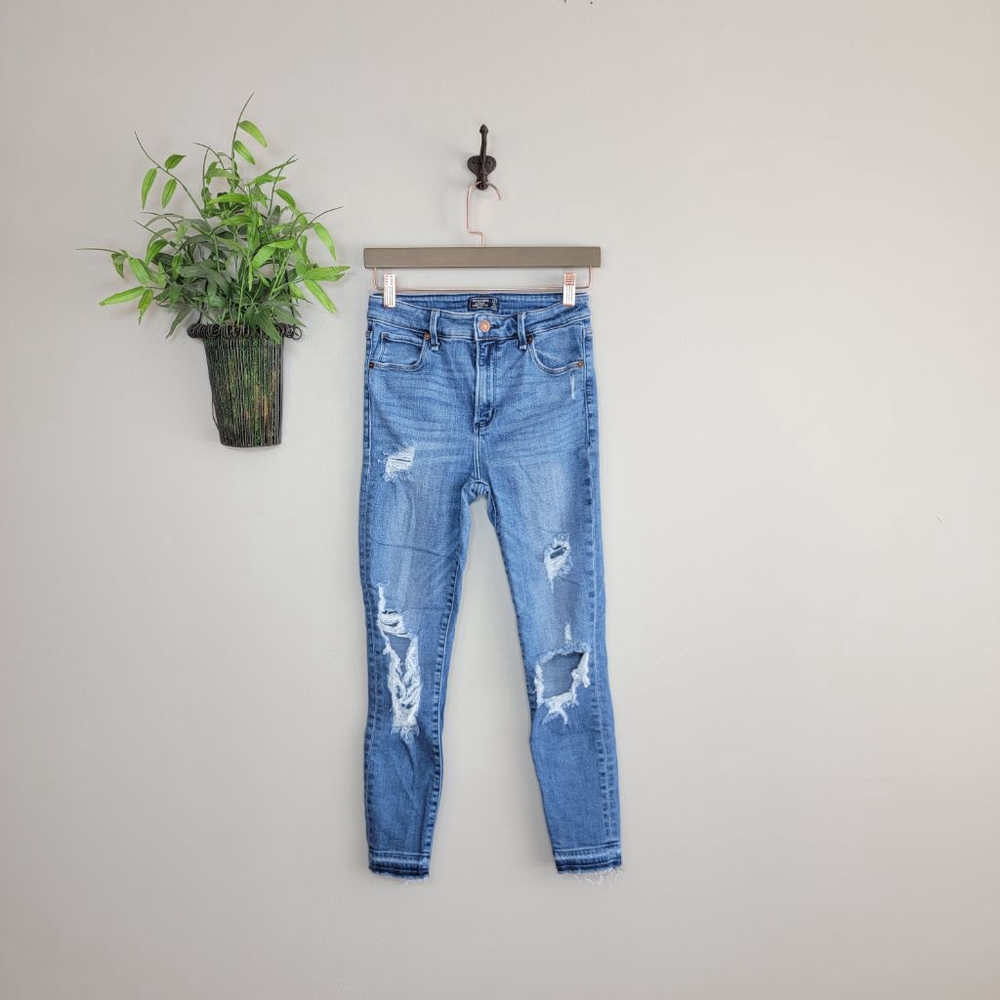 AF 4 Abercrombie & Fitch Simone High Rise Ankle Jeans Distressed Frayed Jegging